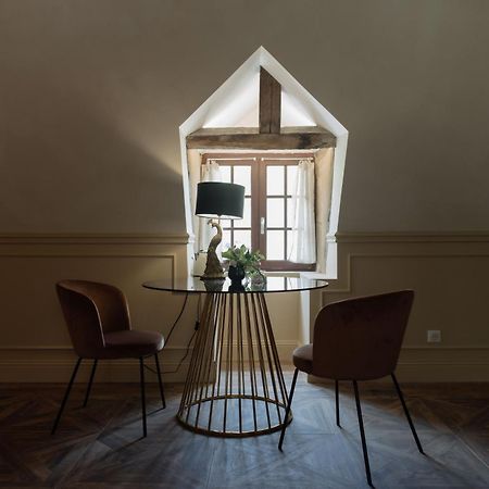 Manoir De Laroque Delprat Bed & Breakfast Autoire Bagian luar foto