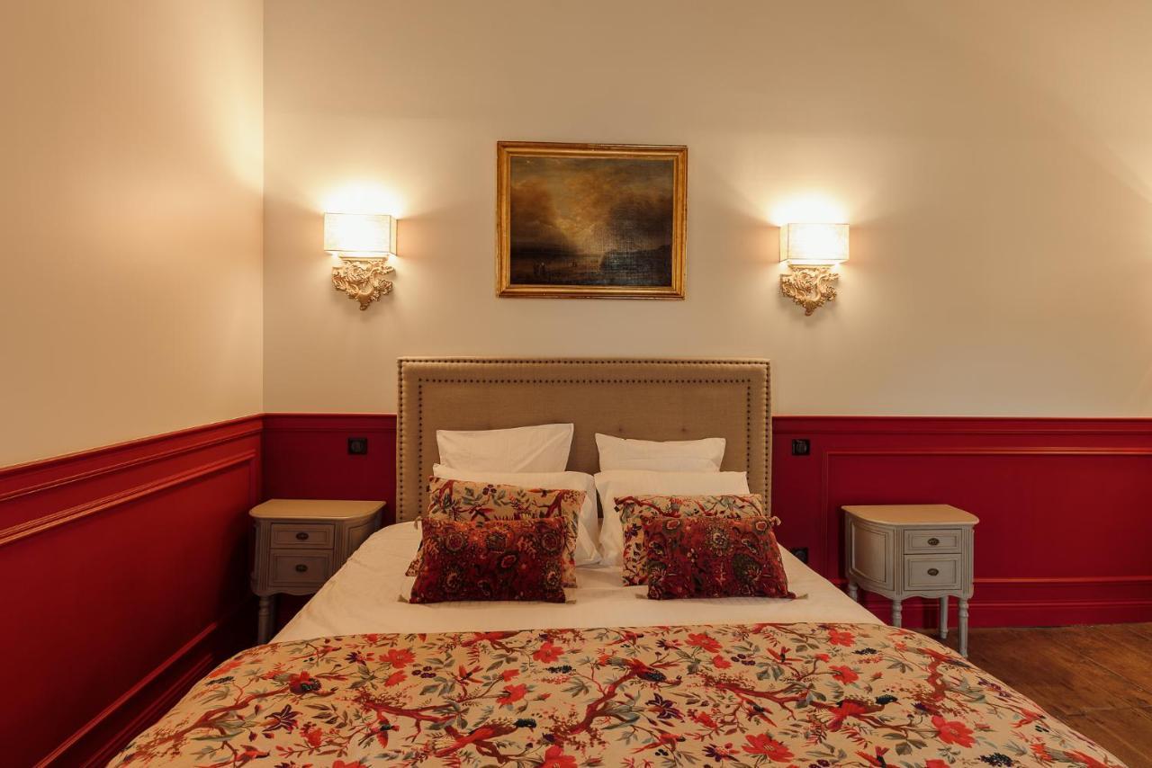 Manoir De Laroque Delprat Bed & Breakfast Autoire Bagian luar foto