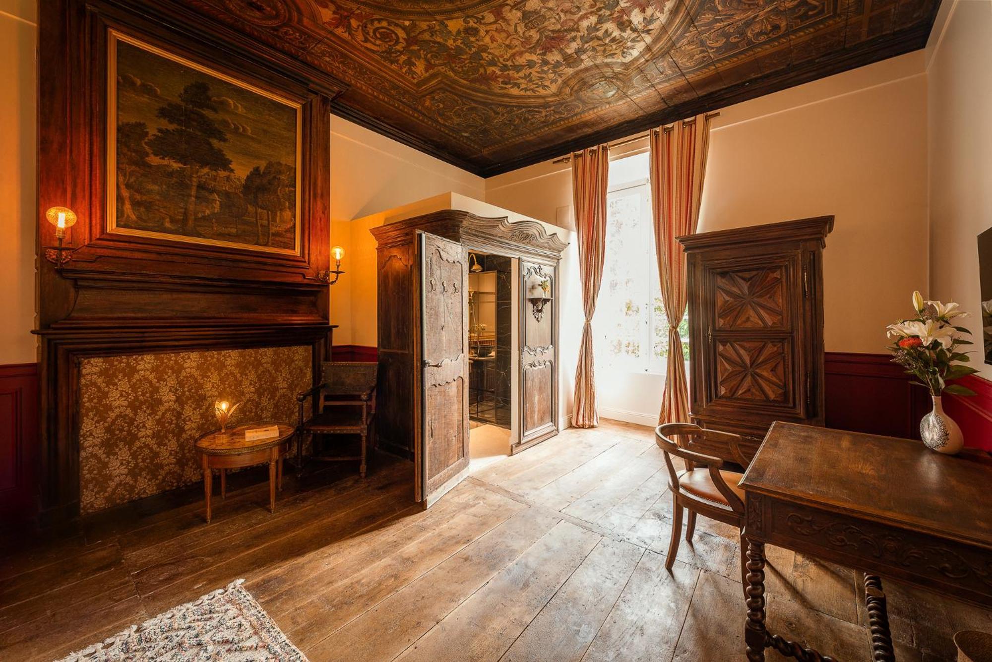 Manoir De Laroque Delprat Bed & Breakfast Autoire Bagian luar foto